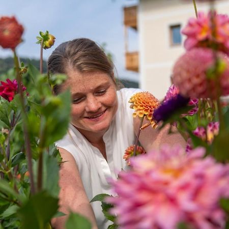 Hartlhof Urlaub Am Baby- Und Kinderbauernhof Нийдерау Екстериор снимка