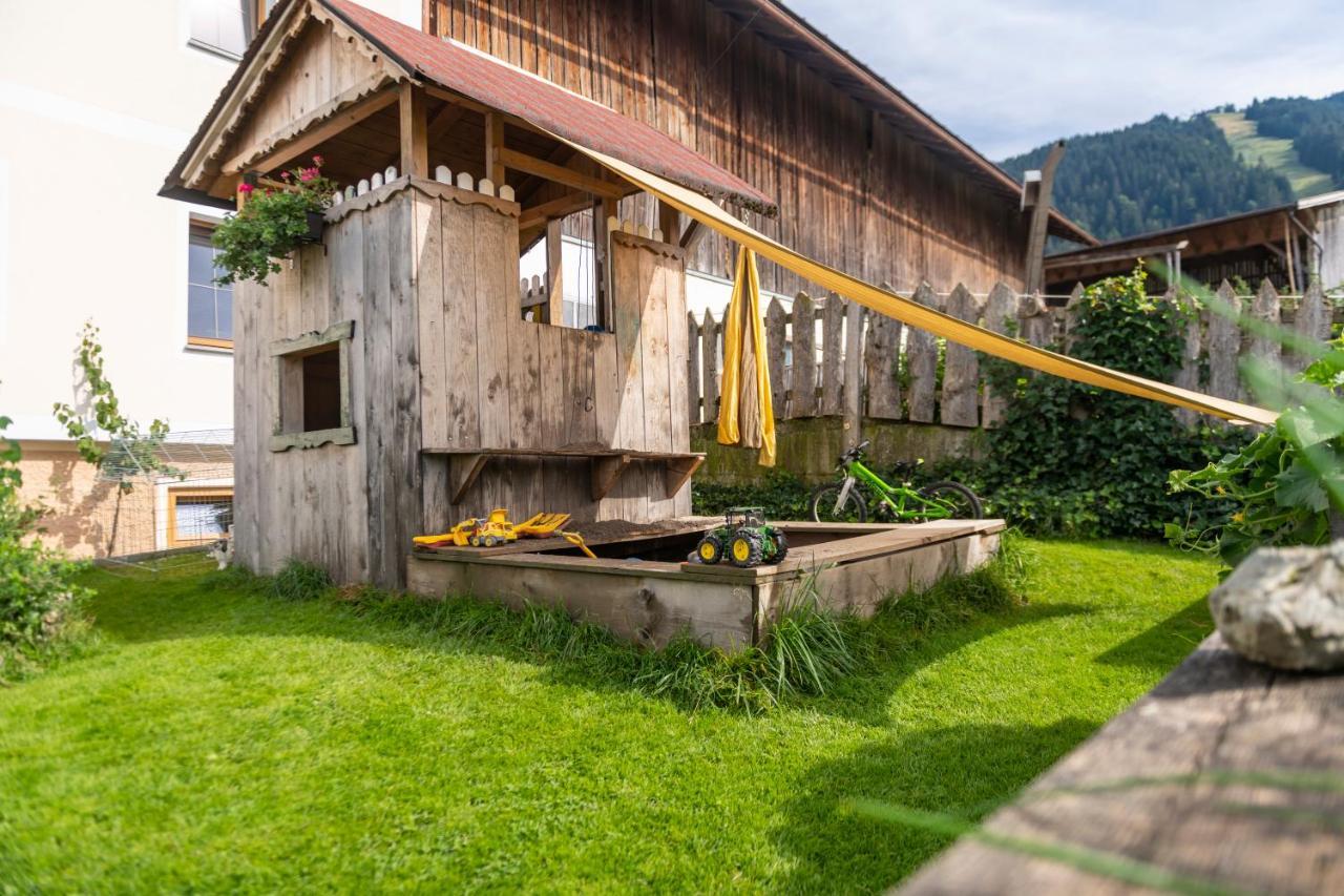 Hartlhof Urlaub Am Baby- Und Kinderbauernhof Нийдерау Екстериор снимка