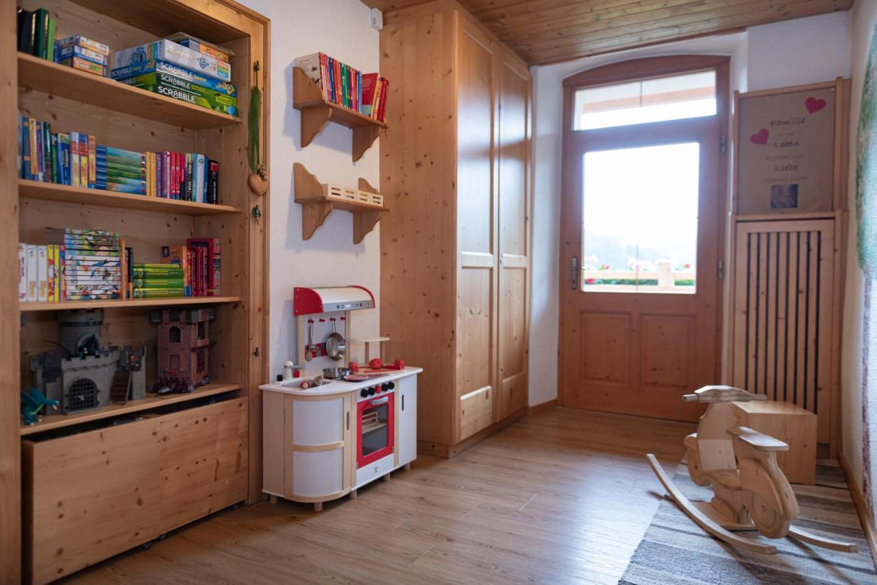 Hartlhof Urlaub Am Baby- Und Kinderbauernhof Нийдерау Екстериор снимка